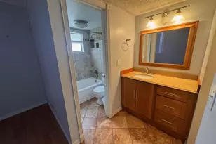 9480 Poinciana Pl, Davie, FL 33324 - Photo 9