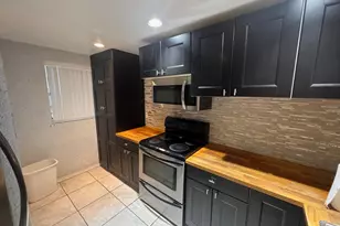 9480 Poinciana Pl, Davie, FL 33324 - Photo 1