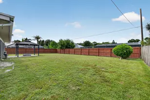 825 SE Starflower Ave, Port Saint Lucie, FL 34983 - Photo 43