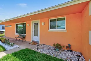 19005 SE Southgate Dr, Jupiter, FL 33469 - Photo 5