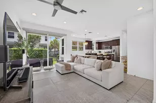 6994 Pines Cir, Coconut Creek, FL 33073 - Photo 7
