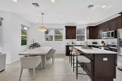 6994 Pines Circle, Coconut Creek, FL 33073 - Photo 13