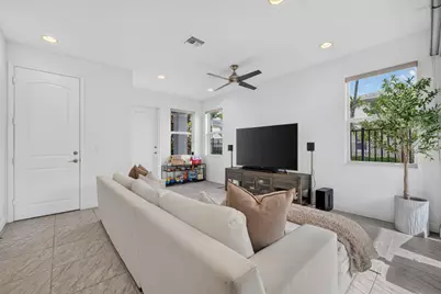 6994 Pines Circle, Coconut Creek, FL 33073 - Photo 9
