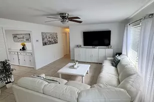 3842 Patio Ct, Lake Worth Beach, FL 33461 - Photo 7