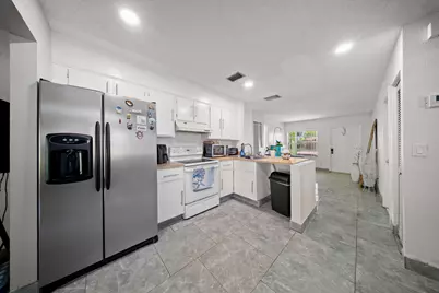 1442 Summit Run Circle, West Palm Beach, FL 33415 - Photo 21
