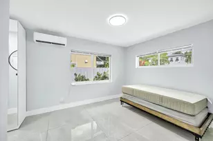 828 NE 17th Way, Fort Lauderdale, FL 33304 - Photo 17