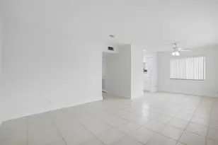 1649 SE 4th St, Deerfield Beach, FL 33441 - Photo 7