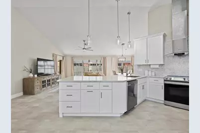 237 W Moccasin Trail W, Jupiter, FL 33458 - Photo 7