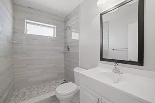 1649 SE 4th St, Deerfield Beach, FL 33441 - Photo 9