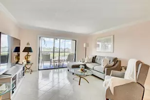 7270 Ashford Pl, Delray Beach, FL 33446 - Photo 9
