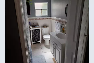 415 NE 8th Avenue #Cottage on alley, Fort Lauderdale, FL 33301 - Photo 5