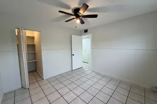 6191 SW 37th St, Davie, FL 33314 - Photo 13