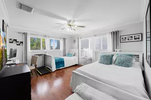 1040 Crystal Lake Dr, Deerfield Beach, FL 33064 - Photo 13