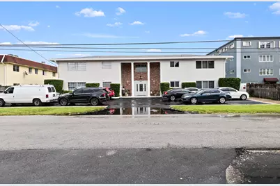1040 Crystal Lake Drive #4, Deerfield Beach, FL 33064 - Photo 25