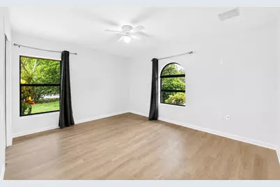 1180 SW Mirror Lake Cove, Port Saint Lucie, FL 34986 - Photo 19