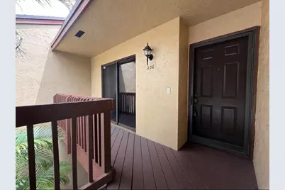 206 Lakeview Drive E, Royal Palm Beach, FL 33411 - Photo 1