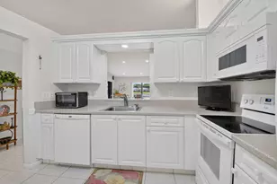 8427 Parkgate Rd, Boca Raton, FL 33496 - Photo 15