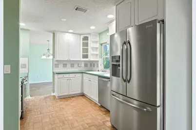 4368 Hawthorn Avenue, Palm Beach Gardens, FL 33410 - Photo 11