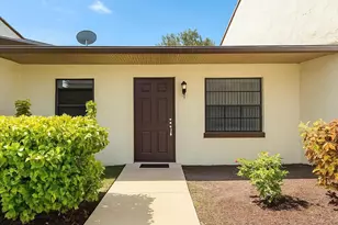 1226 N Haverhill Rd, Haverhill, FL 33417 - Photo 1