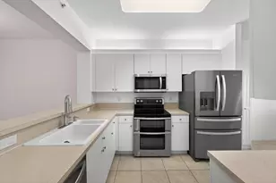 7775 Yardley Dr, Tamarac, FL 33321 - Photo 5