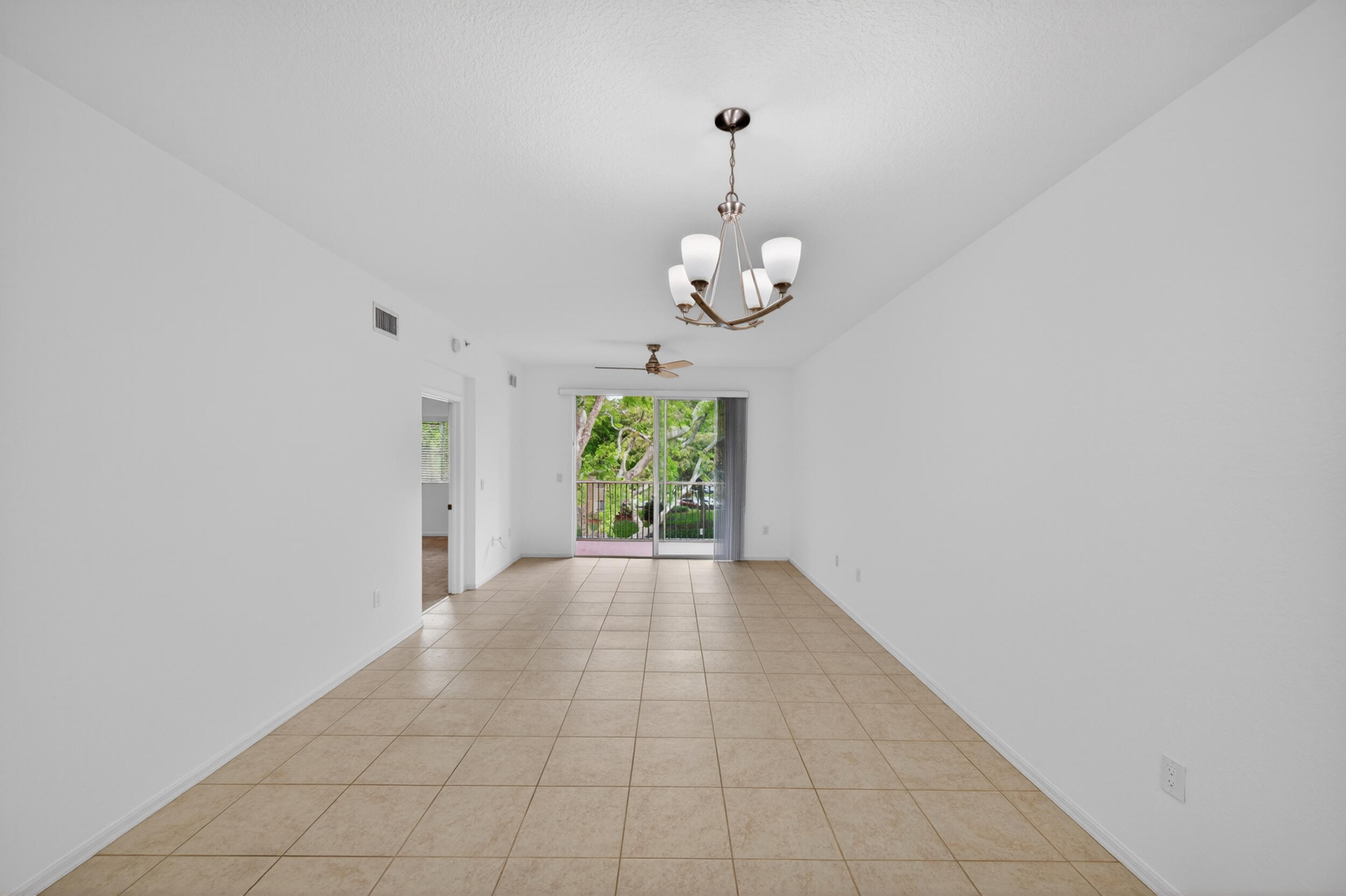 7775 Yardley Dr #314 - 7775 Yardley Dr #314, Tamarac, FL 33321 Luxury Property | Jose Angel Pina