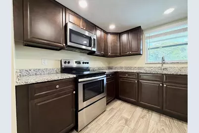 3794 SE County Line Road #102, Jupiter, FL 33469 - Photo 15