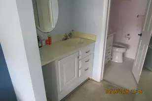 10422 NW 24th Pl, Sunrise, FL 33322 - Photo 11