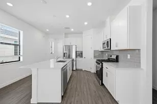 11018 NW Glynlea Boulevard N, Port Saint Lucie, FL 34987 - Photo 5