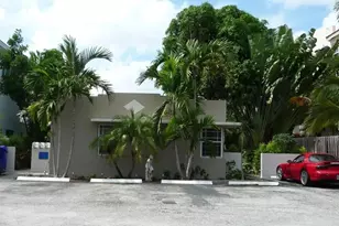817 NE 16th Terrace, Fort Lauderdale, FL 33304 - Photo 1