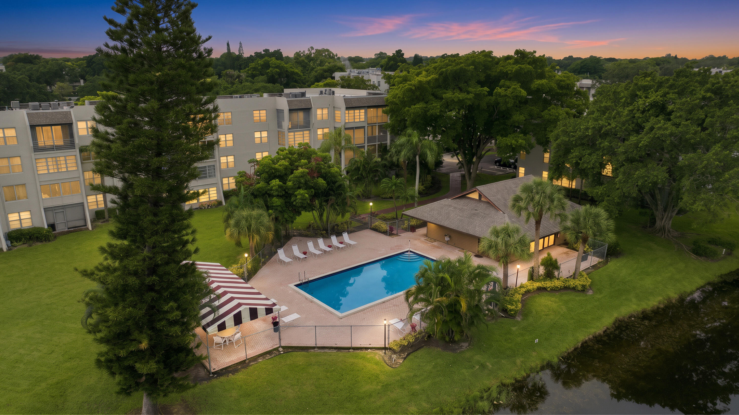 9440 Poinciana Pl #314 main architectural view