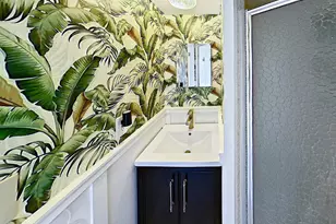 9440 Poinciana Pl, Davie, FL 33324 - Photo 25