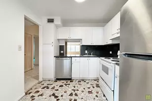 443 NE 195th St, Miami, FL 33179 - Photo 9