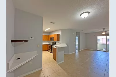 160 SW Peacock Boulevard #31-206, Port Saint Lucie, FL 34986 - Photo 3