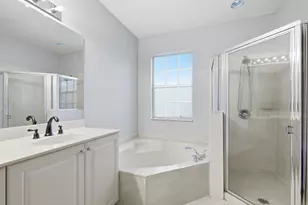 8481 SW 27th St, Miramar, FL 33025 - Photo 21
