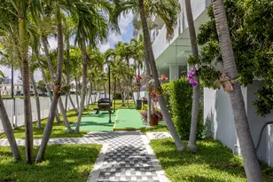 137 Golden Isles Dr, Hallandale Beach, FL 33009 - Photo 47