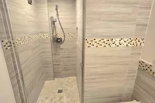 137 Golden Isles Dr, Hallandale Beach, FL 33009 - Photo 37