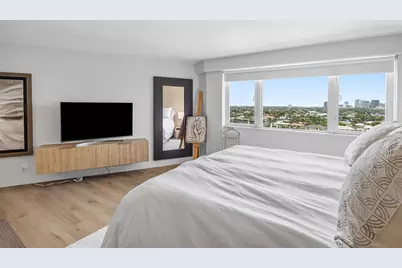 3000 Holiday Drive, Fort Lauderdale, FL 33316 - Photo 23