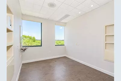 3755 7th Terrace #SUITES, Vero Beach, FL 32960 - Photo 15