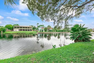 9897 Fairway Cove Ln, Plantation, FL 33324 - Photo 25