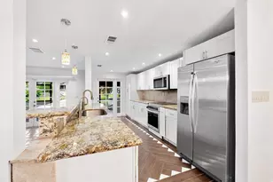 9897 Fairway Cove Ln, Plantation, FL 33324 - Photo 9