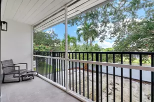 9897 Fairway Cove Ln, Plantation, FL 33324 - Photo 23