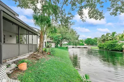 9897 Fairway Cove Lane, Plantation, FL 33324 - Photo 27