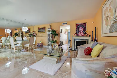 5373 Lakefront Boulevard #C, Delray Beach, FL 33484 - Photo 11