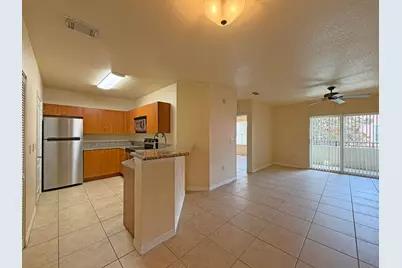 140 SW Peacock Boulevard #21-206, Port Saint Lucie, FL 34986 - Photo 5