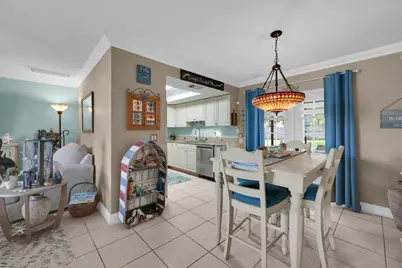 226 SE Walsh Terrace, Port Saint Lucie, FL 34983 - Photo 9