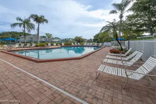 2047 Discovery Cir E, Deerfield Beach, FL 33442 - Photo 23