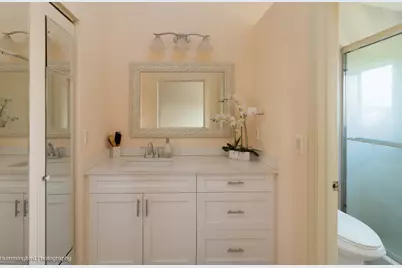 2047 Discovery Circle E, Deerfield Beach, FL 33442 - Photo 17