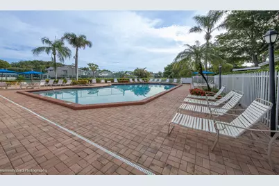 2047 Discovery Circle E, Deerfield Beach, FL 33442 - Photo 23