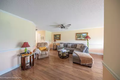 2047 Discovery Circle E, Deerfield Beach, FL 33442 - Photo 5