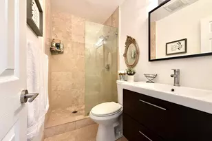 298 SW 6th St, Boca Raton, FL 33432 - Photo 7